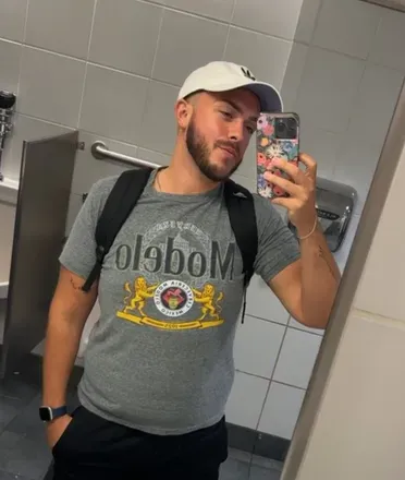 OnlyFans account  noah.flores634 avatar 1