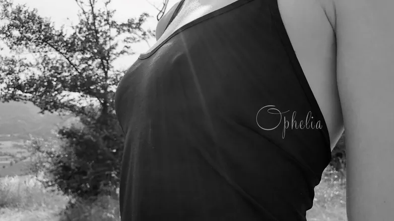 OnlyFans cuenta ophelia98 header 2