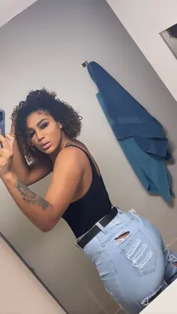 OnlyFans account  essadore avatar 1
