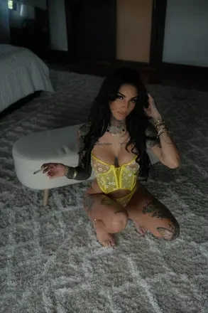 OnlyFans cuenta therealkaylizzzleee avatar 1