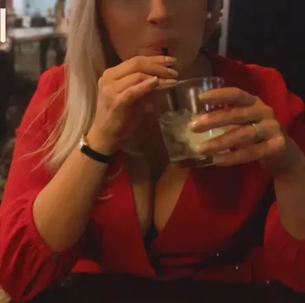 OnlyFans cuenta yourworkwife208 avatar 1
