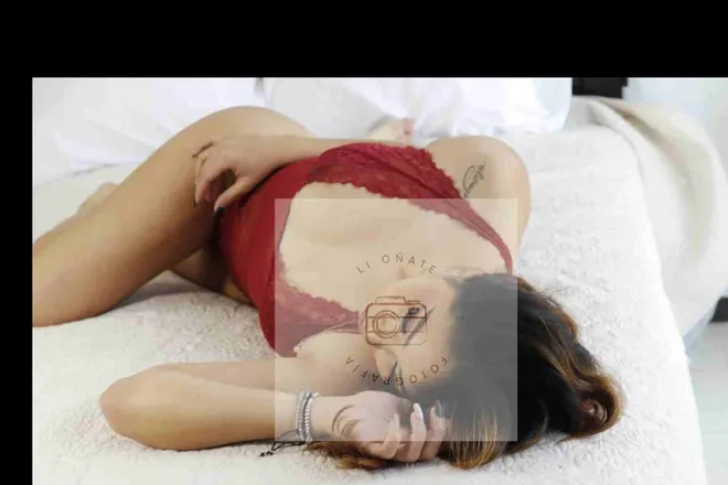 OnlyFans cuenta alexii1723 header 2