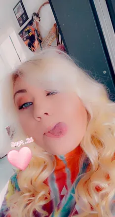 OnlyFans cuenta blondeperson header 2