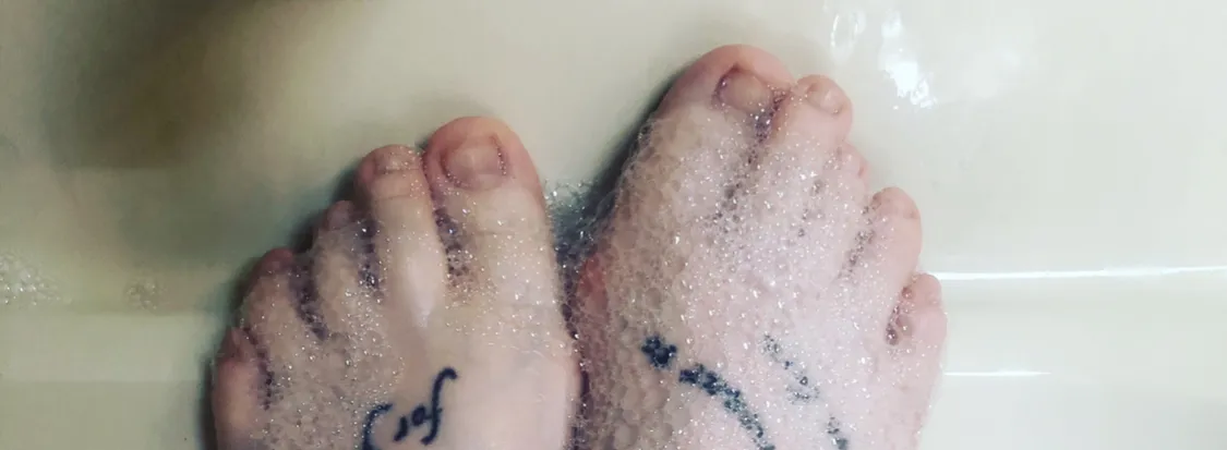 OnlyFans cuenta curvyfeetfix header 2