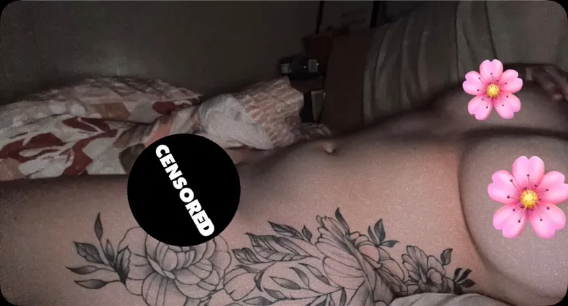 OnlyFans account  tyhleigha_bbyxoxo header 2