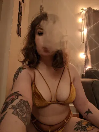 OnlyFans cuenta rosie_puffs avatar 1