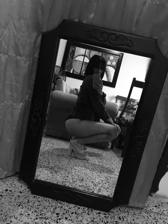 OnlyFans cuenta nayelisc header 2