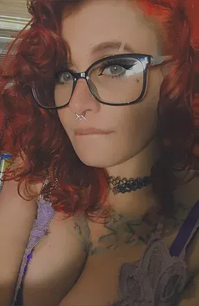 OnlyFans account  shark-girl avatar 1