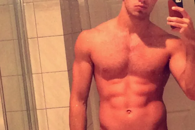 OnlyFans cuenta coltonm2374584 header 2