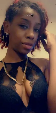 OnlyFans account  chocolateredd avatar 1