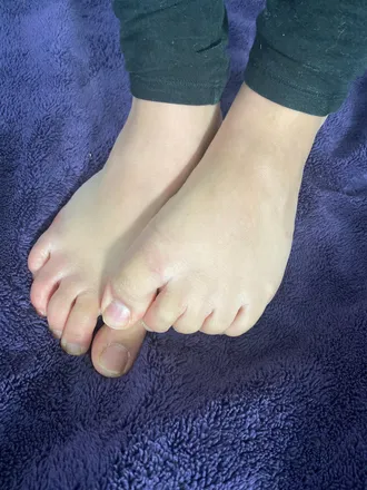 OnlyFans cuenta pr3ttyfeet4aprice header 2