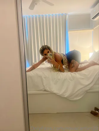 OnlyFans account  novacartier23 header 2