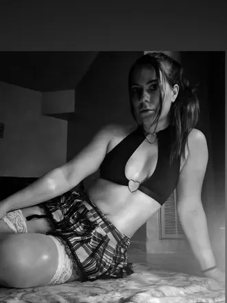 OnlyFans account  rose.golden header 2