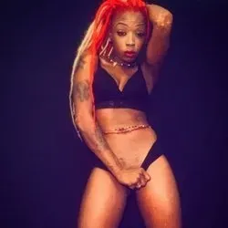 OnlyFans cuenta baddazzkeke avatar 1