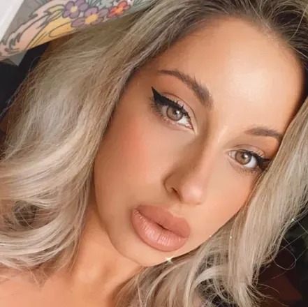 OnlyFans cuenta oliviasteelefree avatar 1
