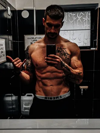 OnlyFans cuenta vipjusthotlegs header 2