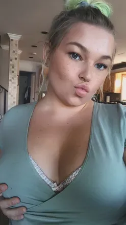 OnlyFans cuenta leahbaby1999 avatar 1