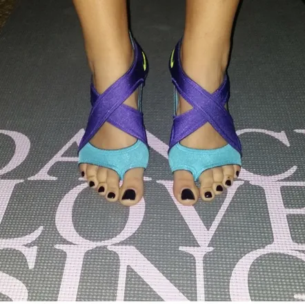 OnlyFans cuenta barefootbunny07 header 2