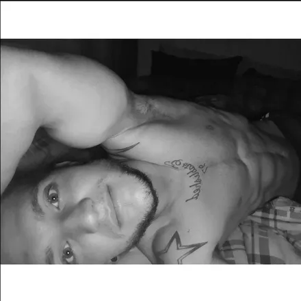 OnlyFans cuenta still.just.slade header 2