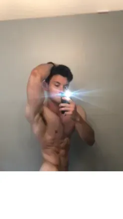 OnlyFans cuenta johnadrian-free avatar 1