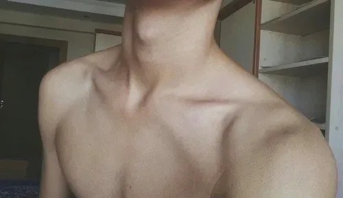 OnlyFans cuenta inthemiddl3 header 2