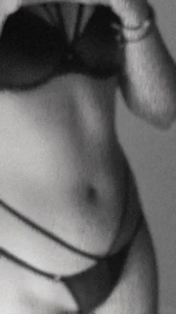 OnlyFans cuenta sashangel123 header 2