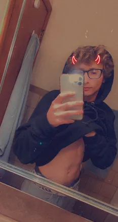 OnlyFans cuenta x_john_x header 2