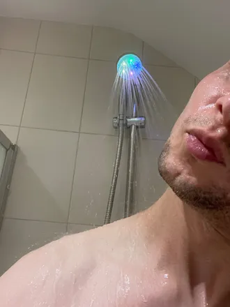 OnlyFans cuenta suspectedb header 2