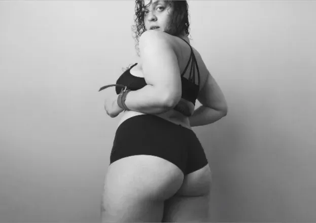 OnlyFans cuenta thevulgarvirgo header 2