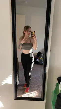 OnlyFans account  irisuwould avatar 1