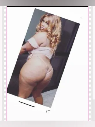 OnlyFans cuenta peaxhes404 header 2