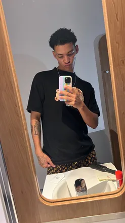 OnlyFans account  uncle_james header 2