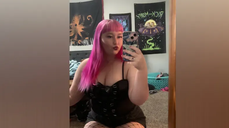 OnlyFans cuenta aveybear avatar 1