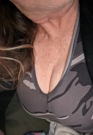 OnlyFans cuenta peggymature header 2