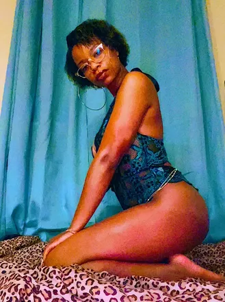 OnlyFans account  prettygoodgal header 2