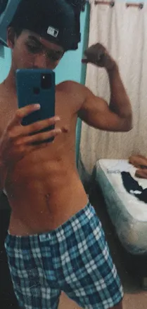 OnlyFans cuenta bad_boy0 header 2
