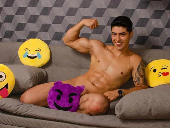 OnlyFans cuenta angelovfitnessxv header 2