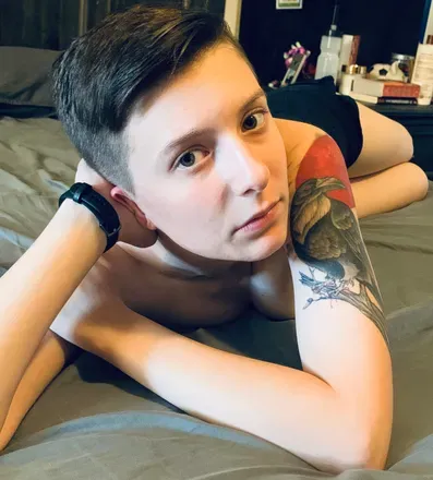 OnlyFans cuenta evieauburn avatar 1