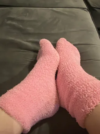 OnlyFans cuenta hollysfeetx header 2