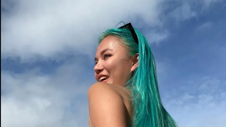 OnlyFans cuenta u244092004 header 2