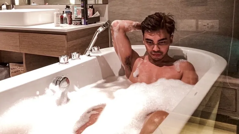 OnlyFans cuenta twunkzhung header 2