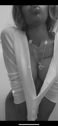 OnlyFans cuenta breez133 header 2