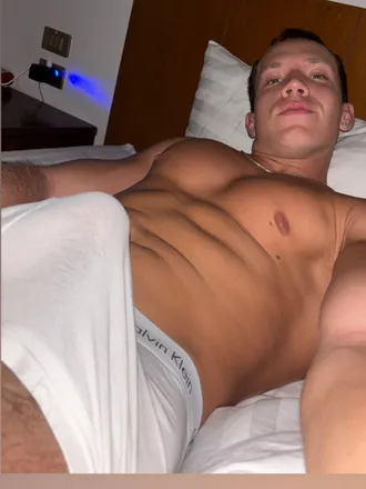 OnlyFans cuenta fynn3182_vip header 2