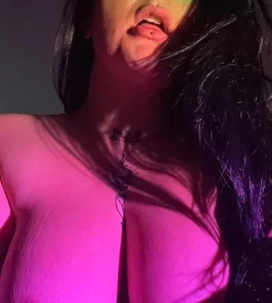 OnlyFans cuenta itsellanoir avatar 1