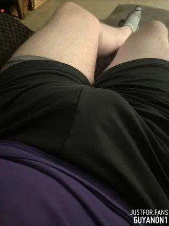 OnlyFans cuenta guyanon1 header 2