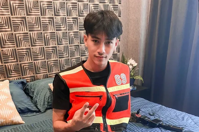 OnlyFans account  itzemo header 2