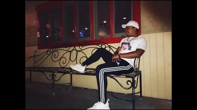 OnlyFans cuenta r.kingston header 2