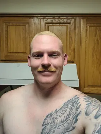 OnlyFans account  beefcake_ginger avatar 1