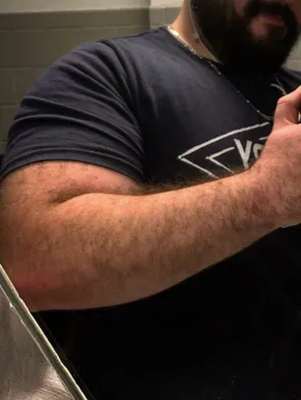 OnlyFans account  thickpipebear avatar 1