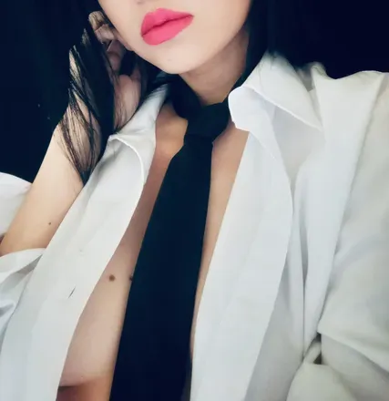 OnlyFans account  monafoxy avatar 1